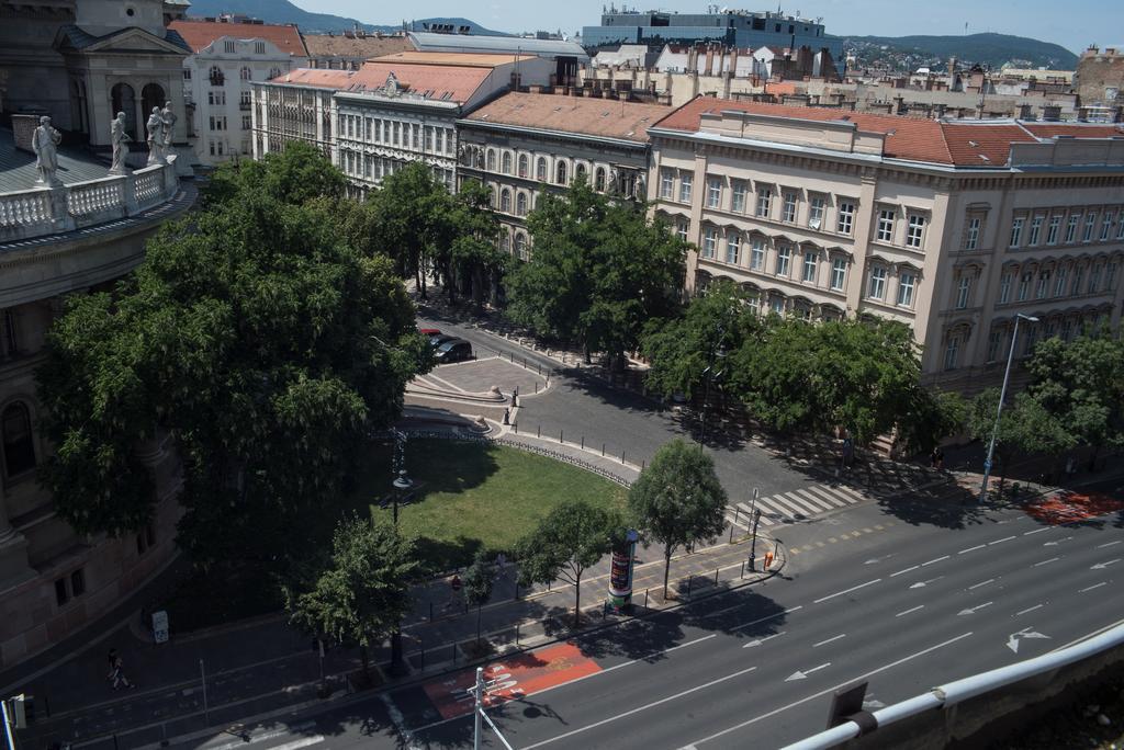 Helena Apartment With View On St. Stephan'S Basilica Budapeste Exterior foto
